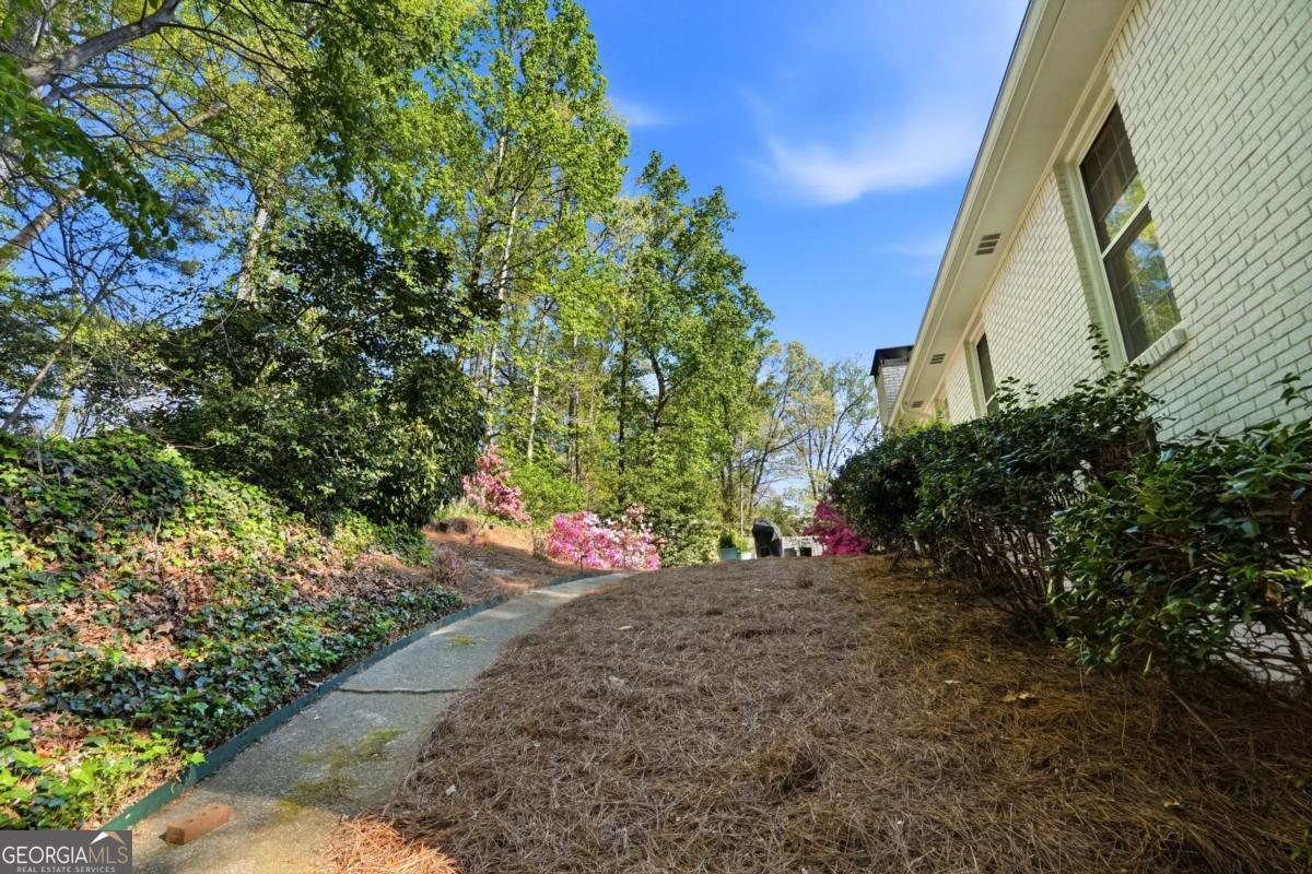957 Richmond Hill Drive Marietta GA 30068