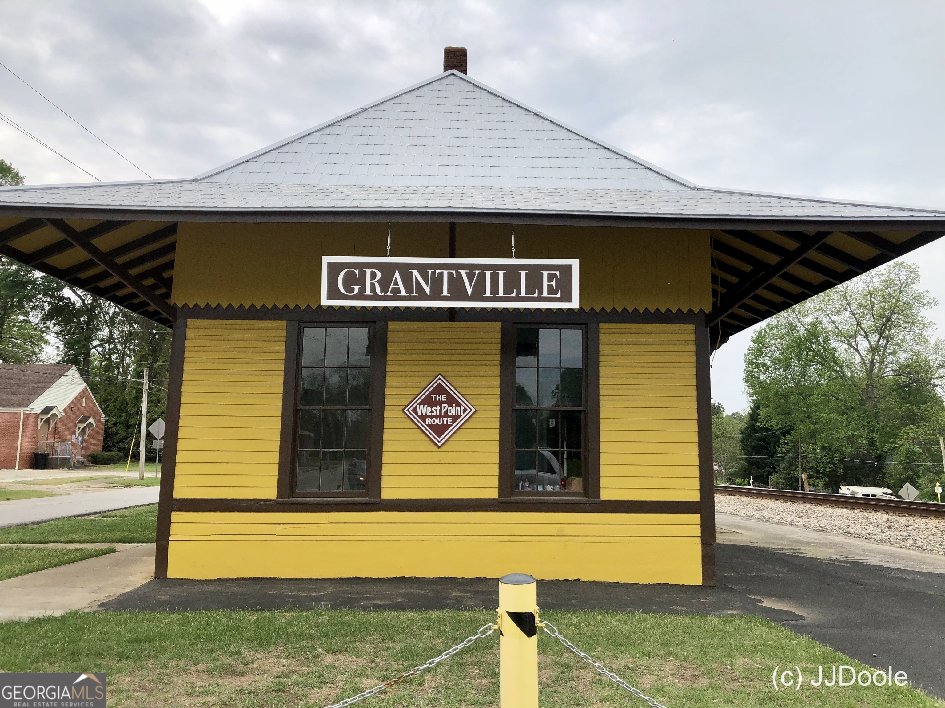 21 Smith Street Grantville GA 30220