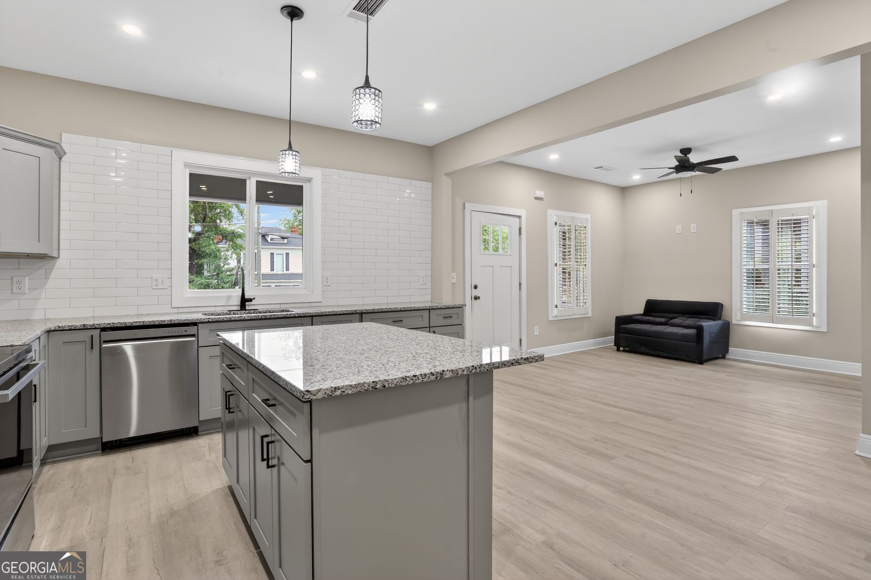 607 E Solomon Street Griffin GA 30223