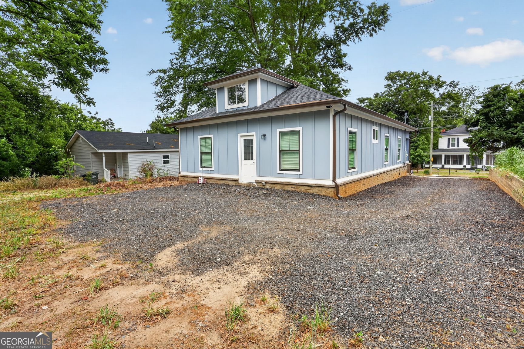607 E Solomon Street Griffin GA 30223