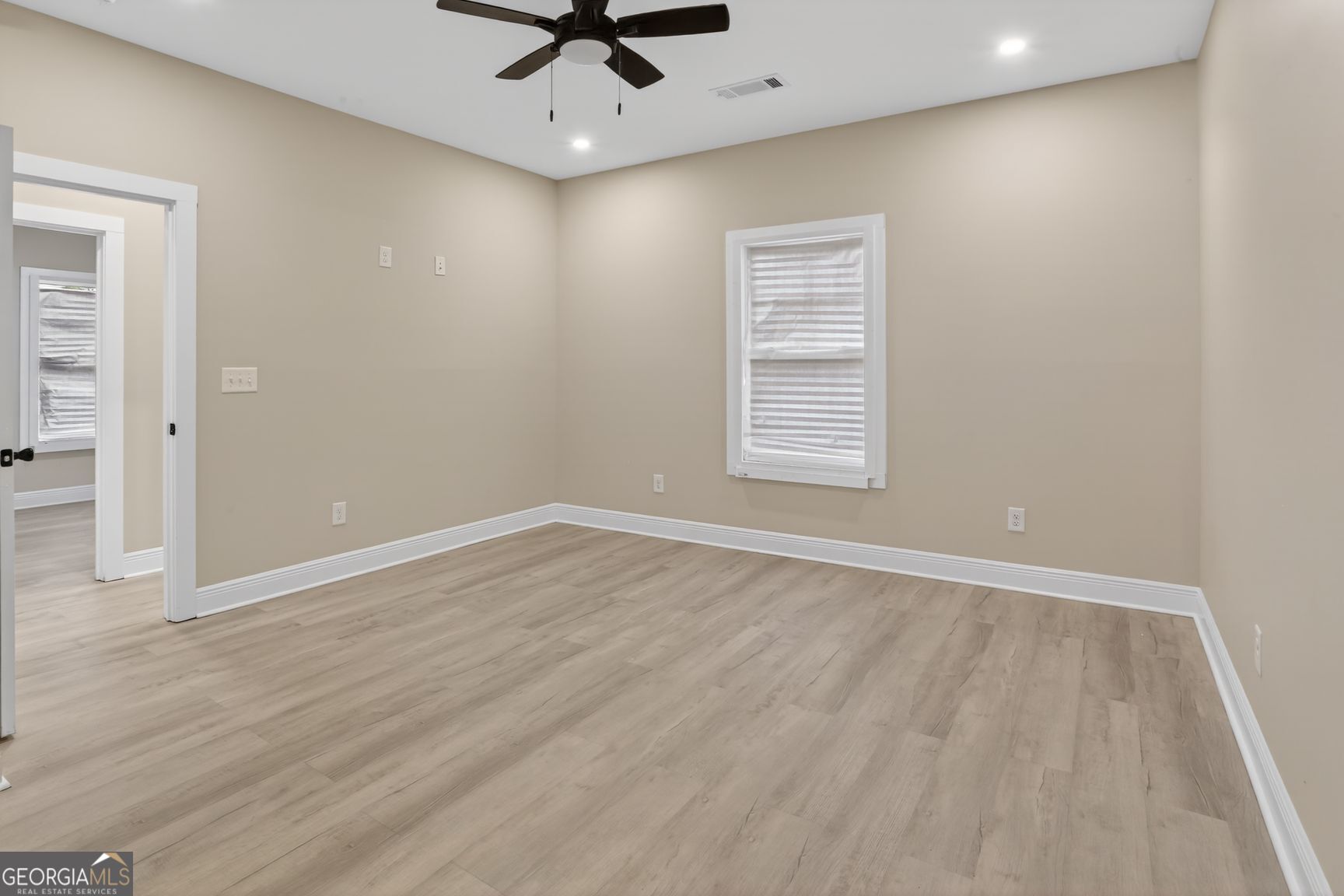 607 E Solomon Street Griffin GA 30223