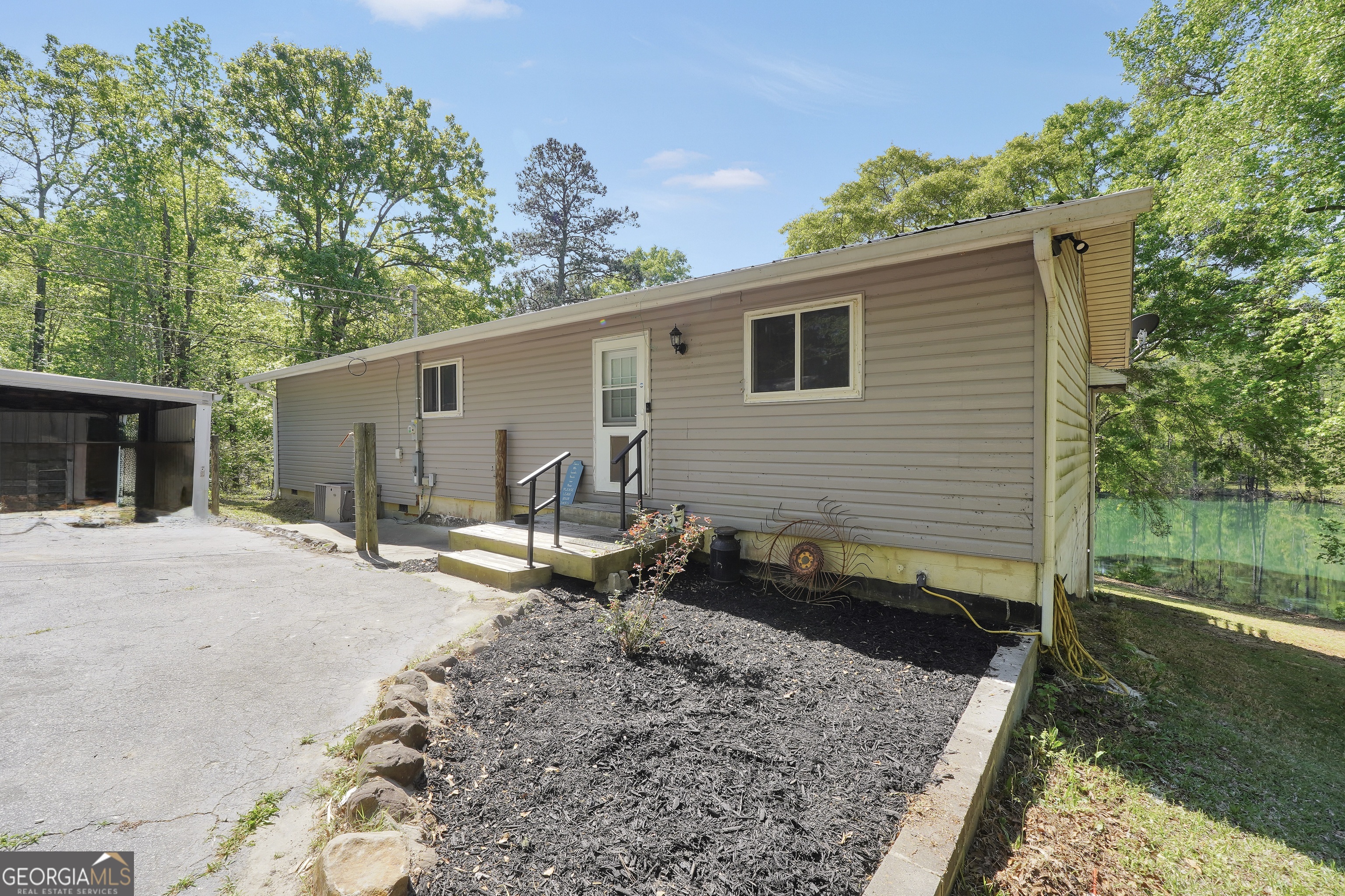 79 Woodland Way Juliette GA 31046