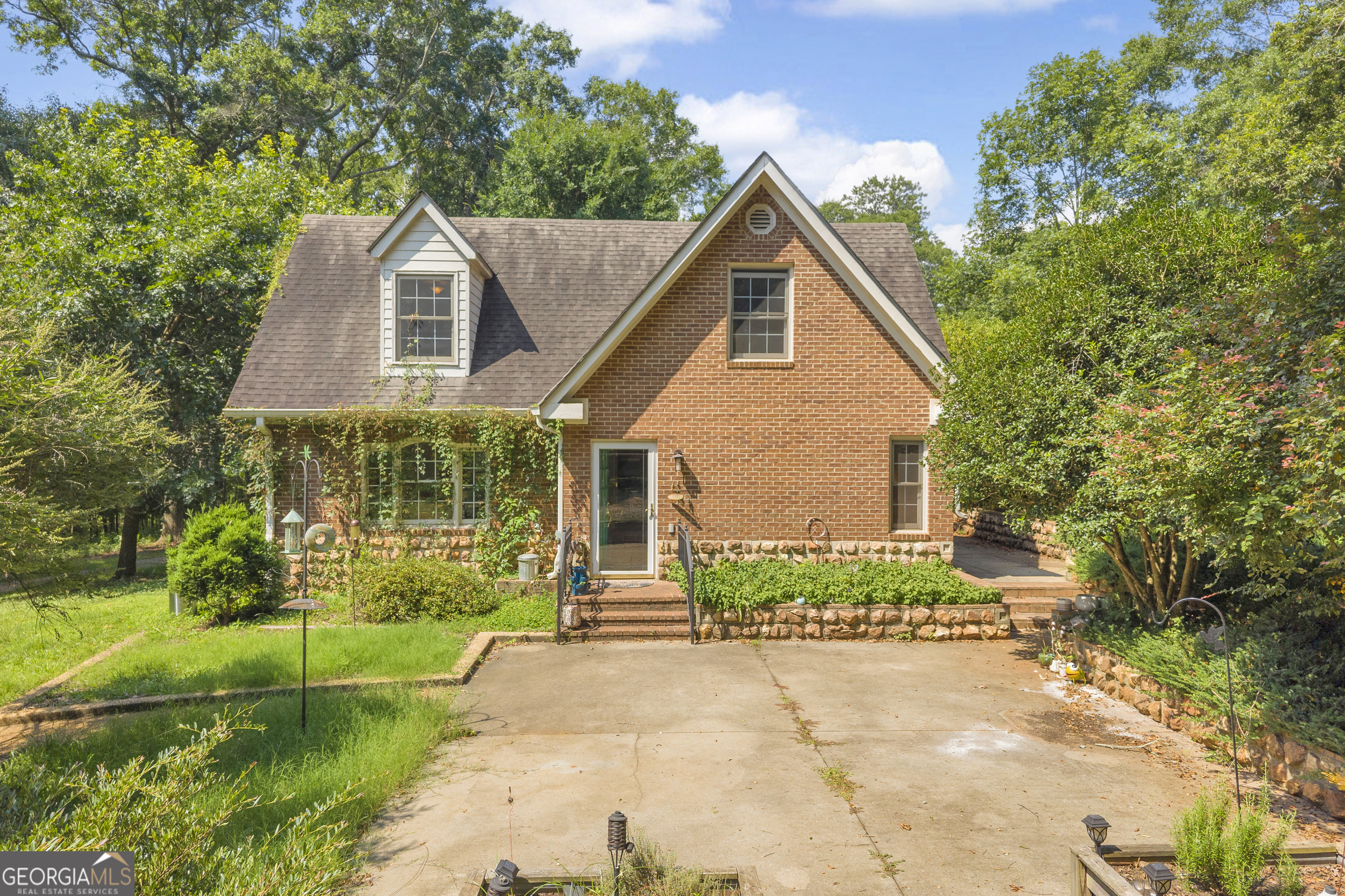 919 Arnold Bottoms Road Comer GA 30629