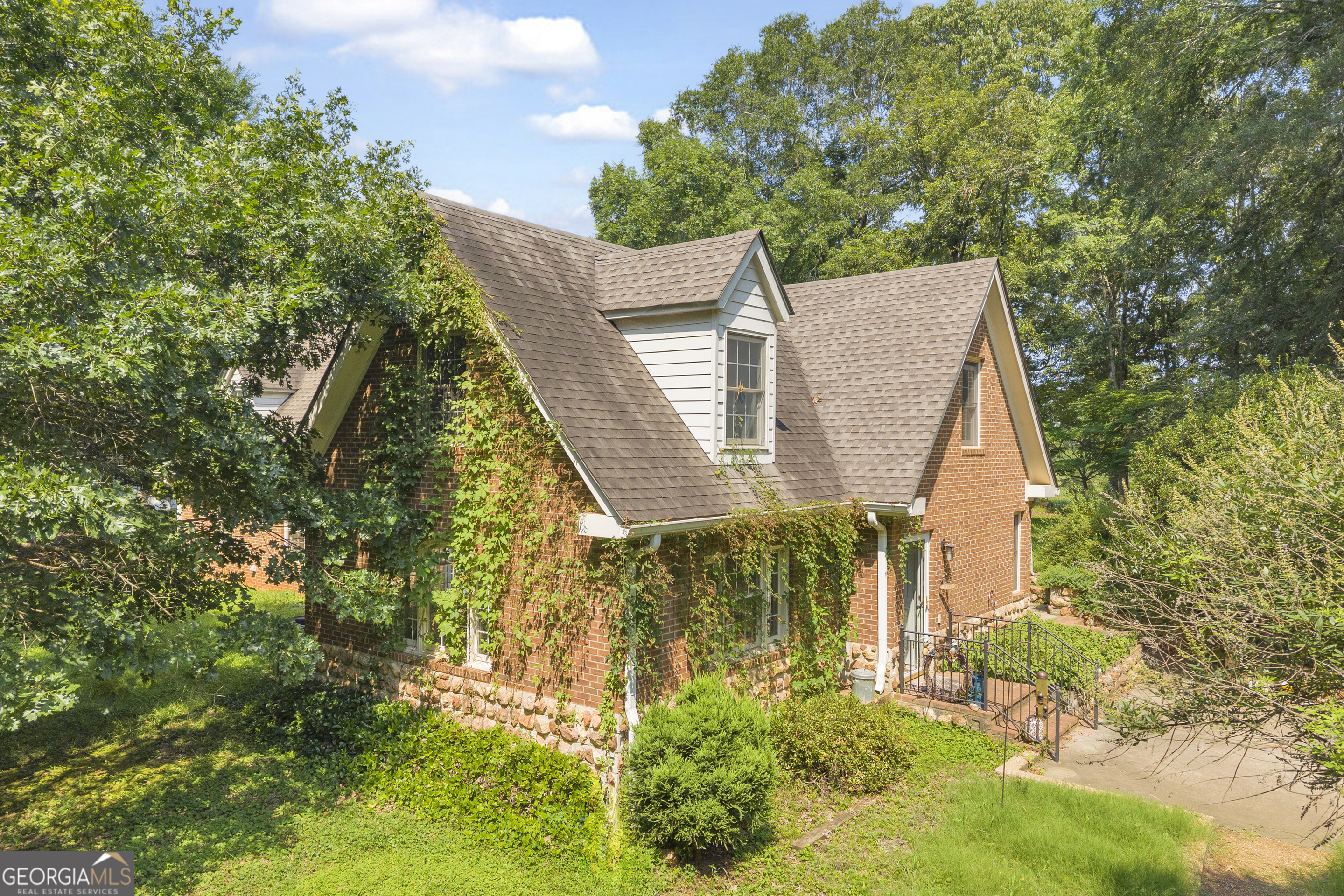 919 Arnold Bottoms Road Comer GA 30629