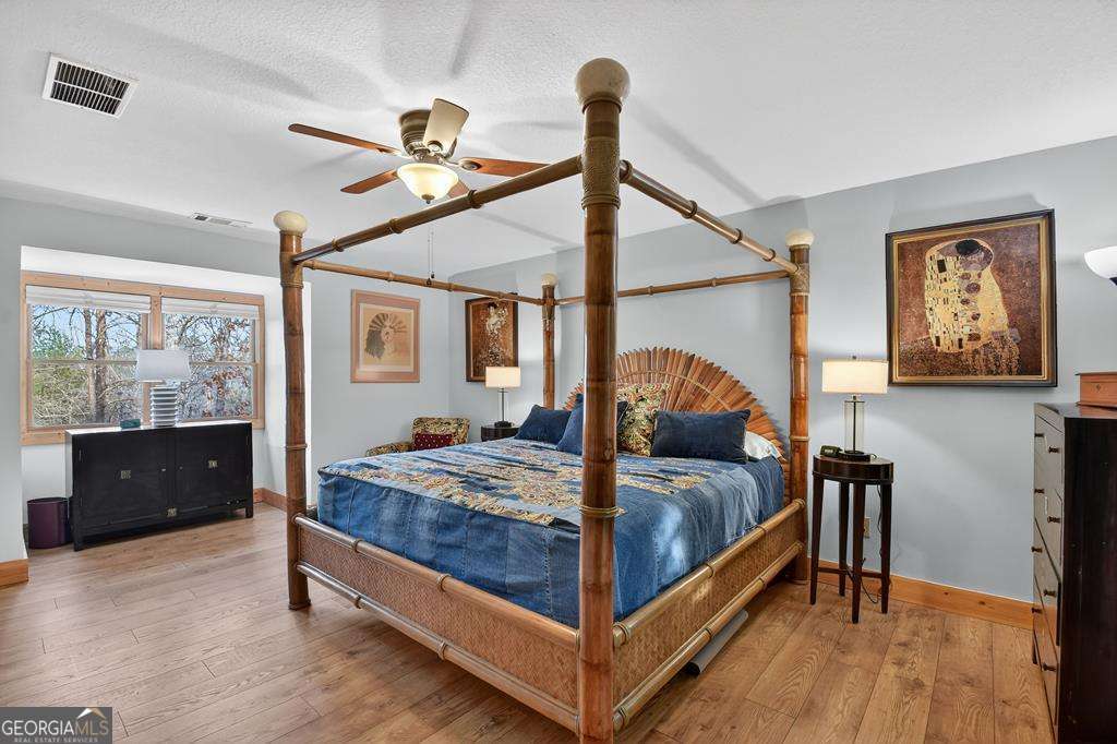 171 Mohawk Trail Ellijay GA 30540