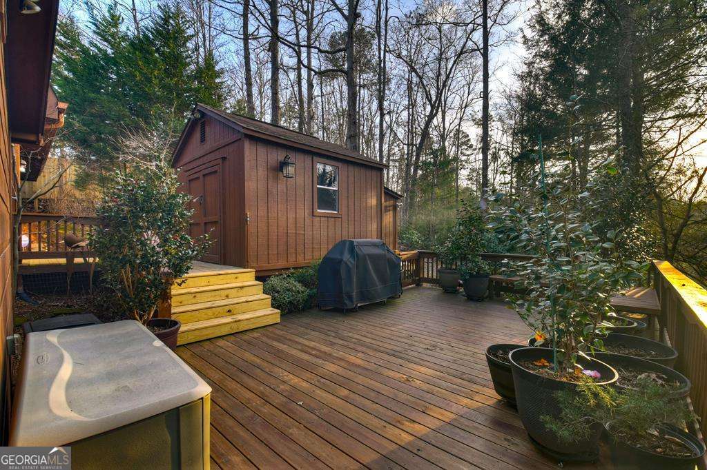 171 Mohawk Trail Ellijay GA 30540