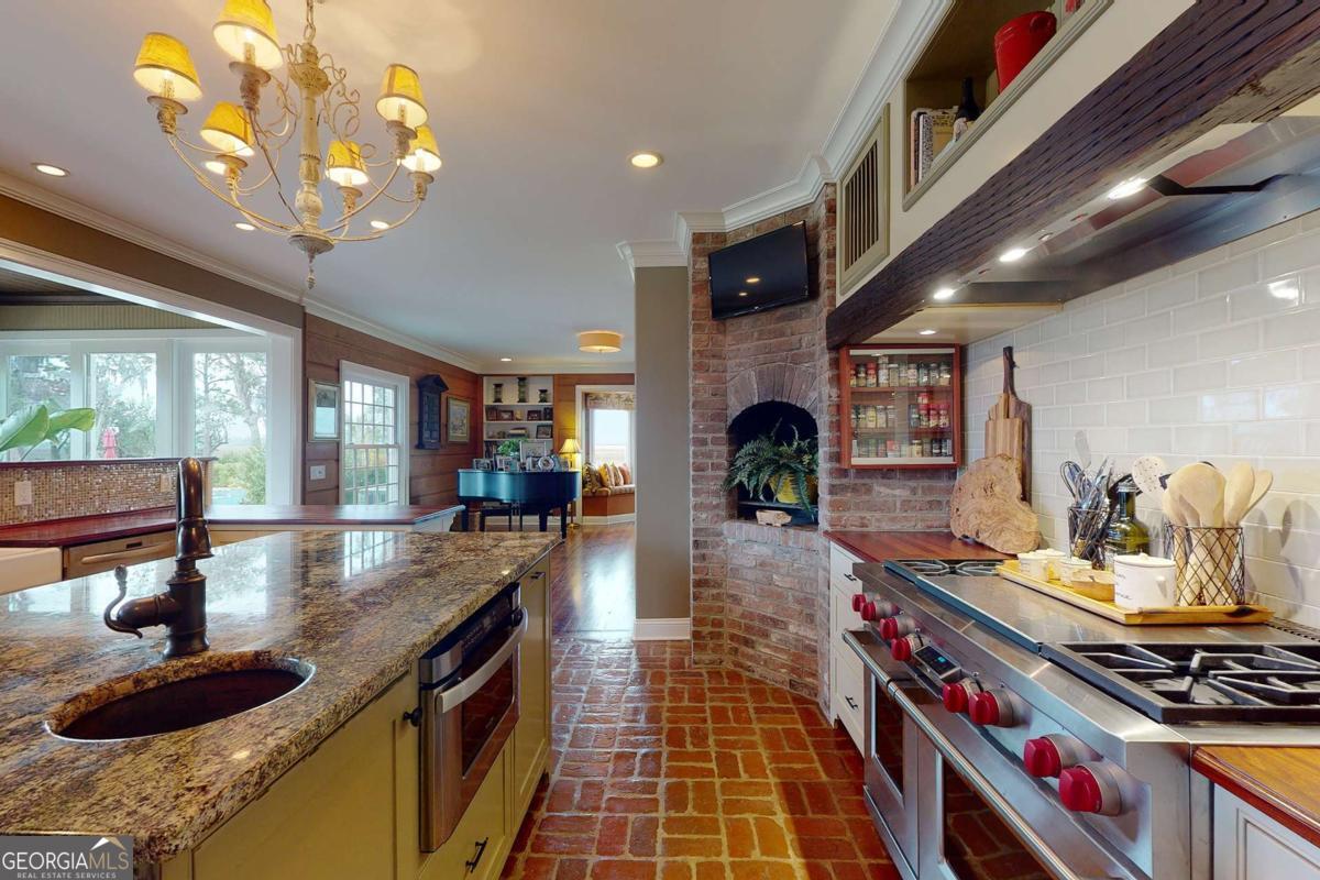 400 Stevens Road St. Simons Island GA 31522