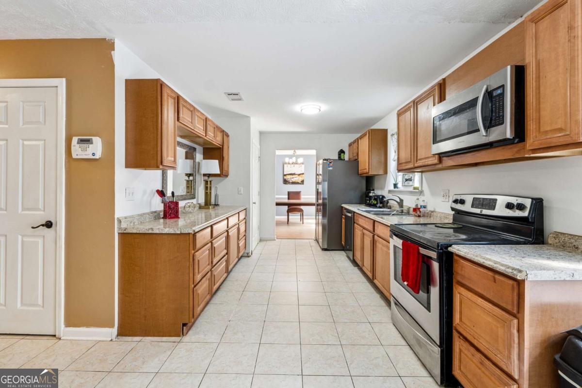 2890 Maple Vista Lane Lawrenceville GA 30044