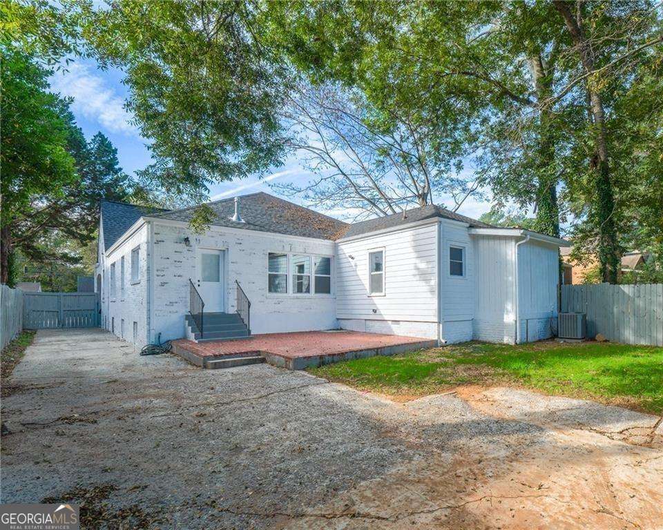 1373 M L King Jr Drive Atlanta GA 30314