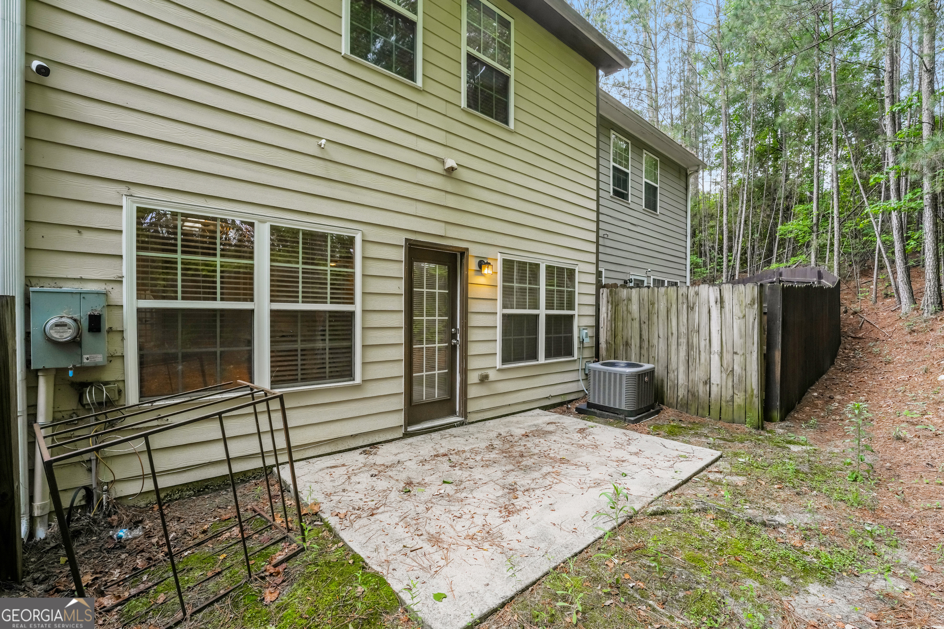 1259 Chinon Point Lithonia GA 30058