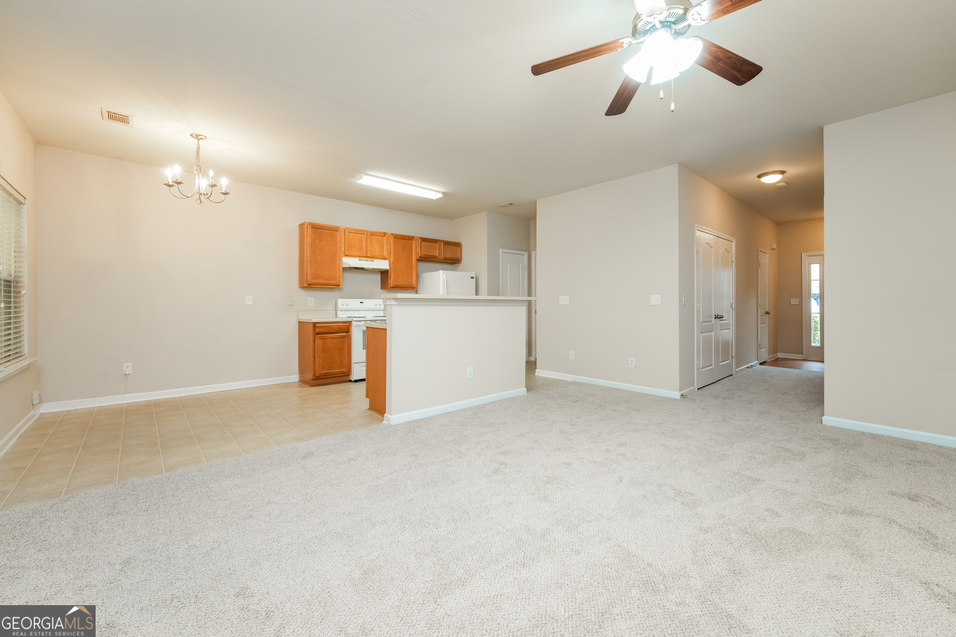 1259 Chinon Point Lithonia GA 30058