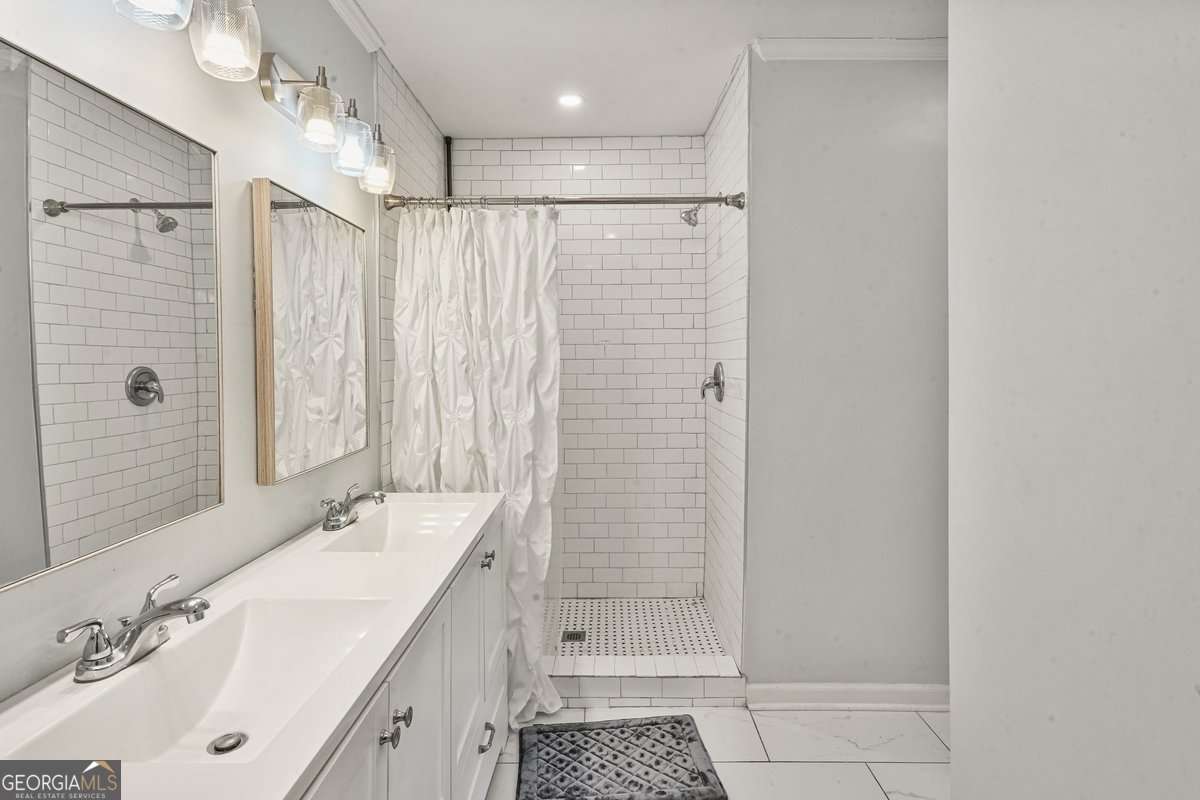 3599 Saturn Drive NW Atlanta GA 30331