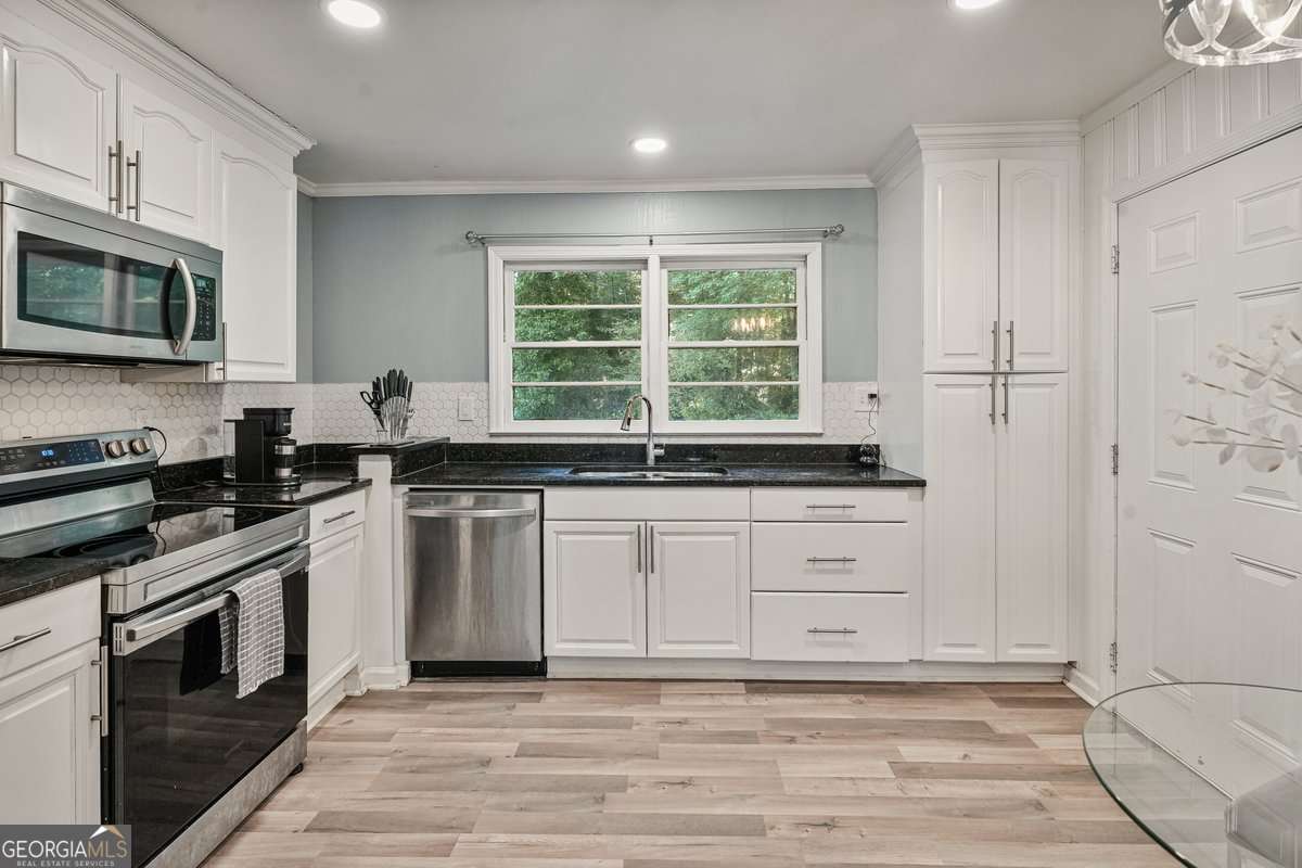 3599 Saturn Drive NW Atlanta GA 30331