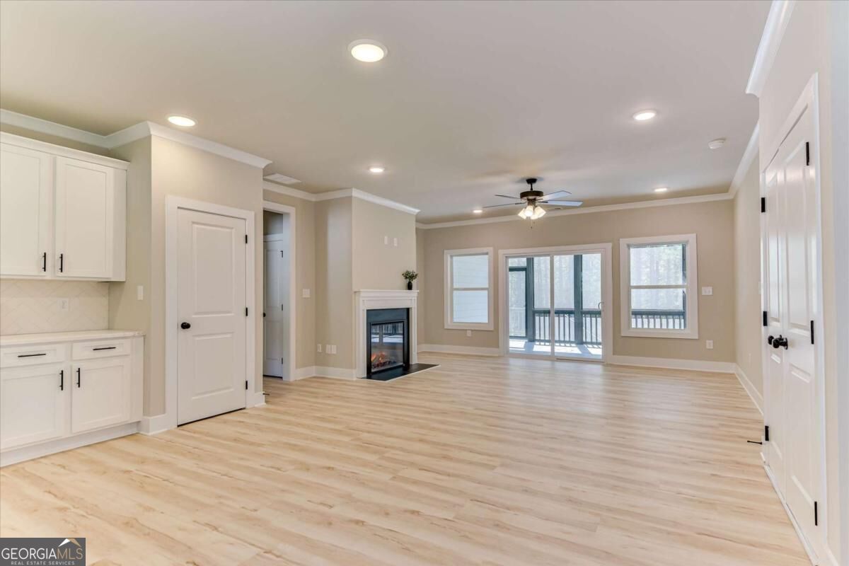 1198 Sunset Cove Tignall GA 30668