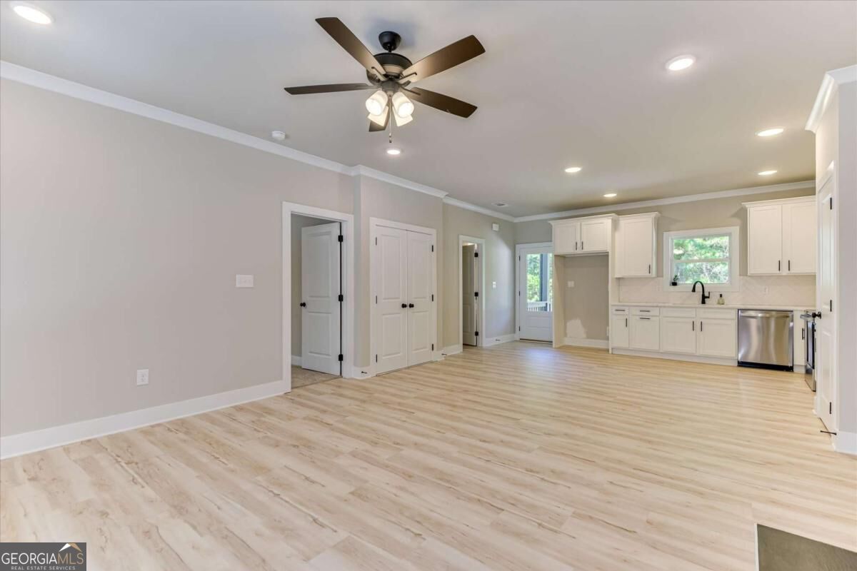 1198 Sunset Cove Tignall GA 30668
