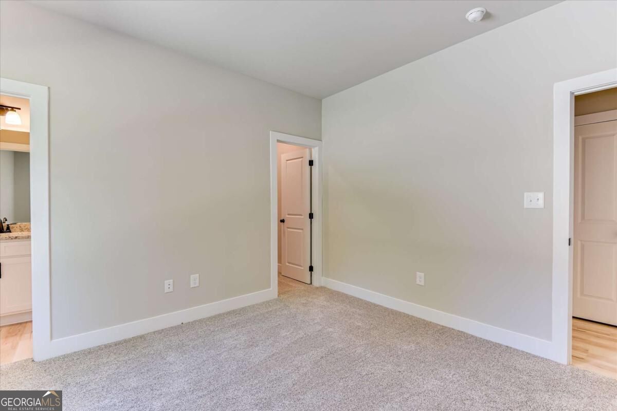 1198 Sunset Cove Tignall GA 30668