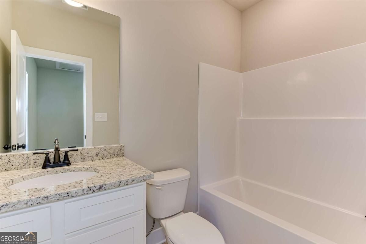 1198 Sunset Cove Tignall GA 30668