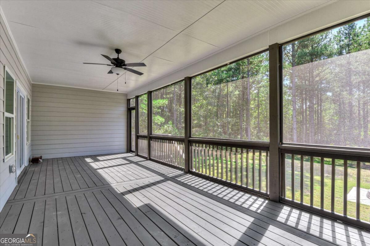 1198 Sunset Cove Tignall GA 30668