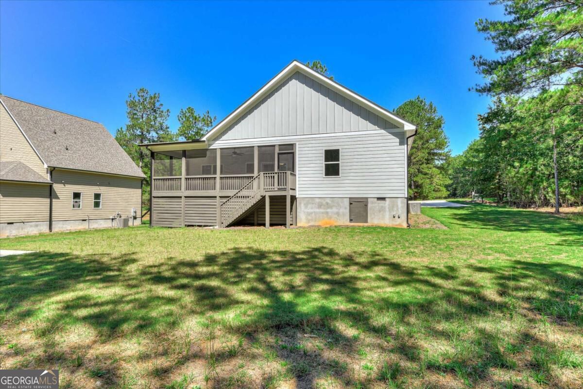 1198 Sunset Cove Tignall GA 30668
