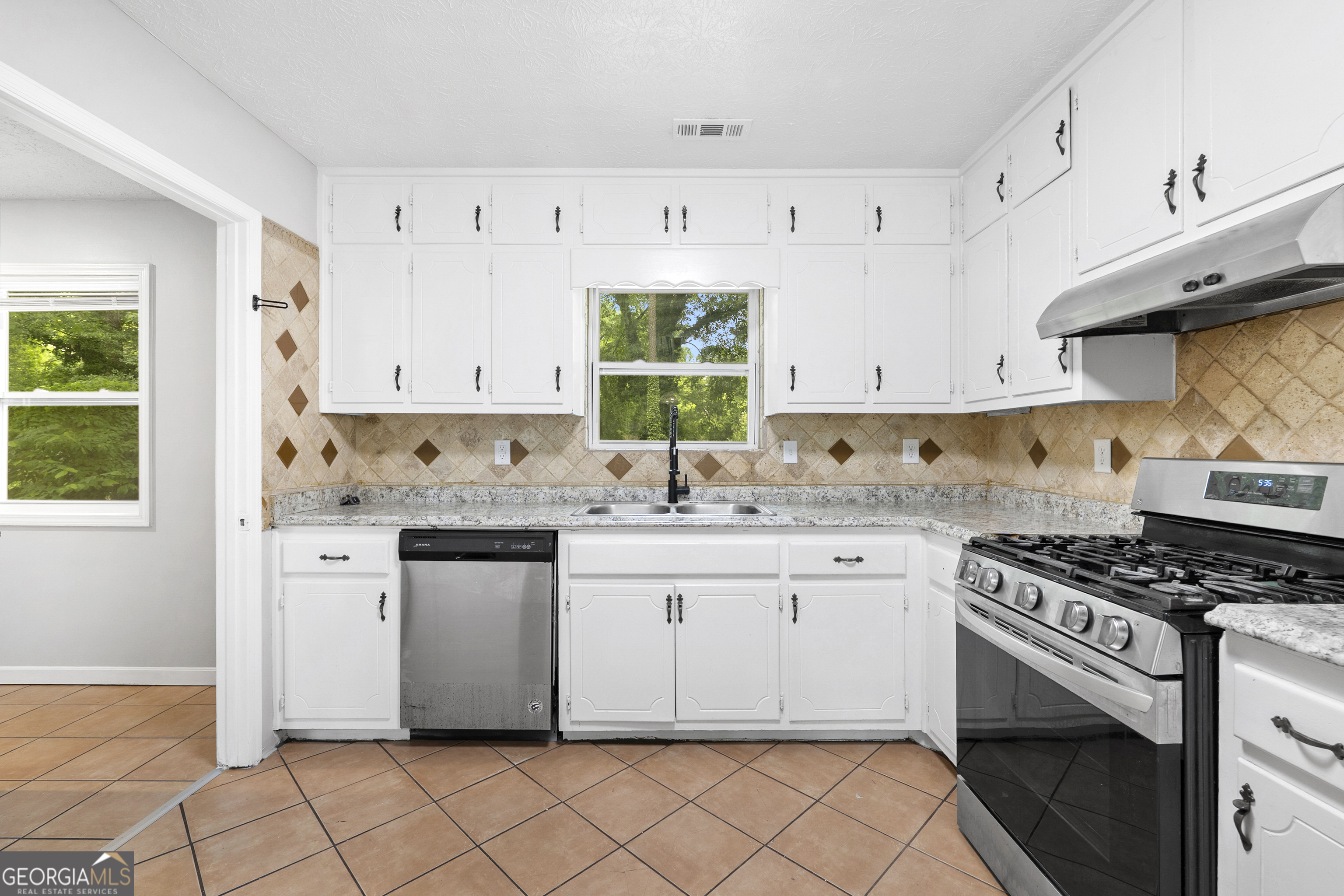 6940 Vesta Brook Drive Morrow GA 30260