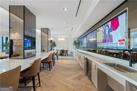 2425 Peachtree Road Atlanta GA 30305