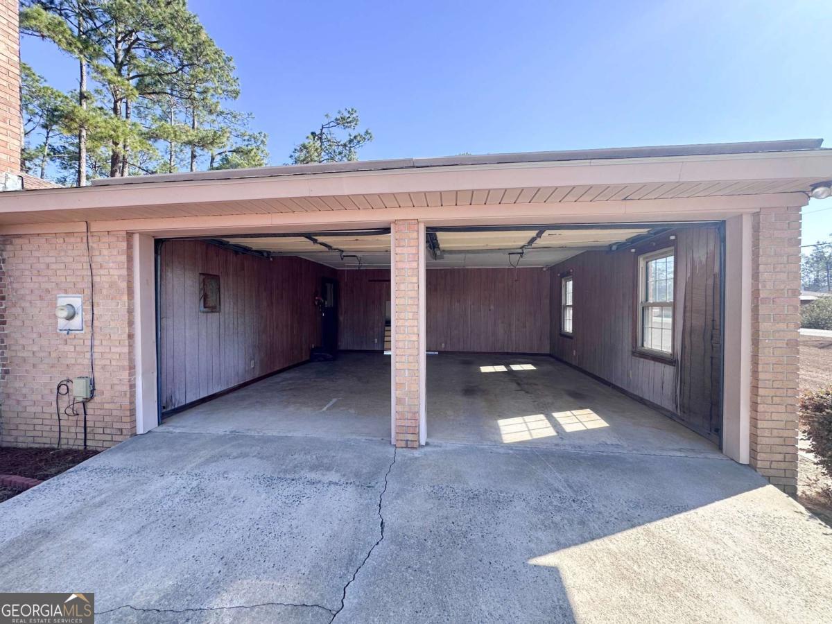 564 W Oglethorpe Avenue Lyons GA 30436