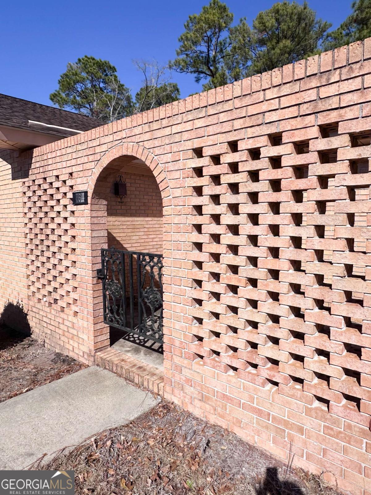 564 W Oglethorpe Avenue Lyons GA 30436