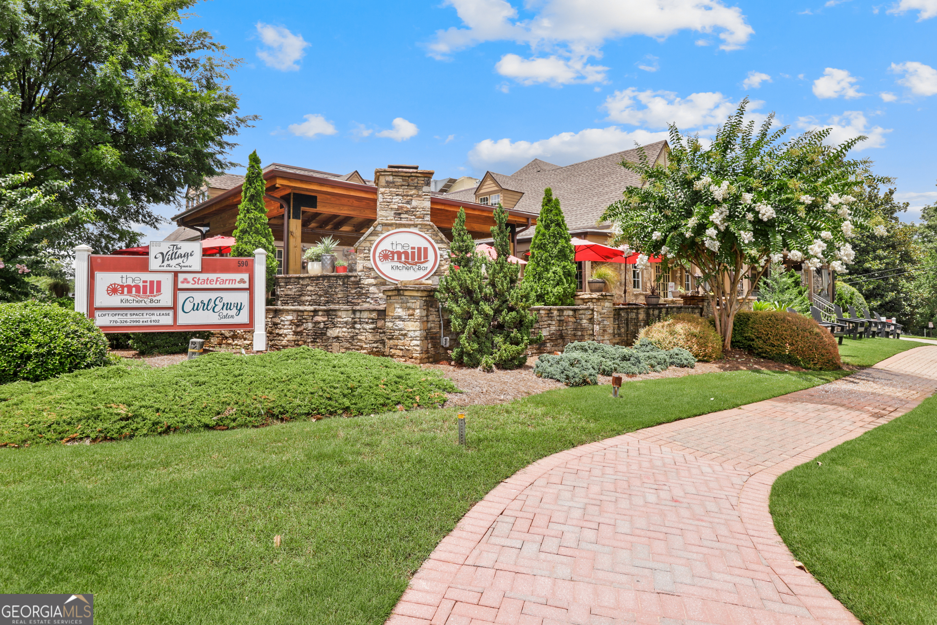 307 Canton Way Roswell GA 30075