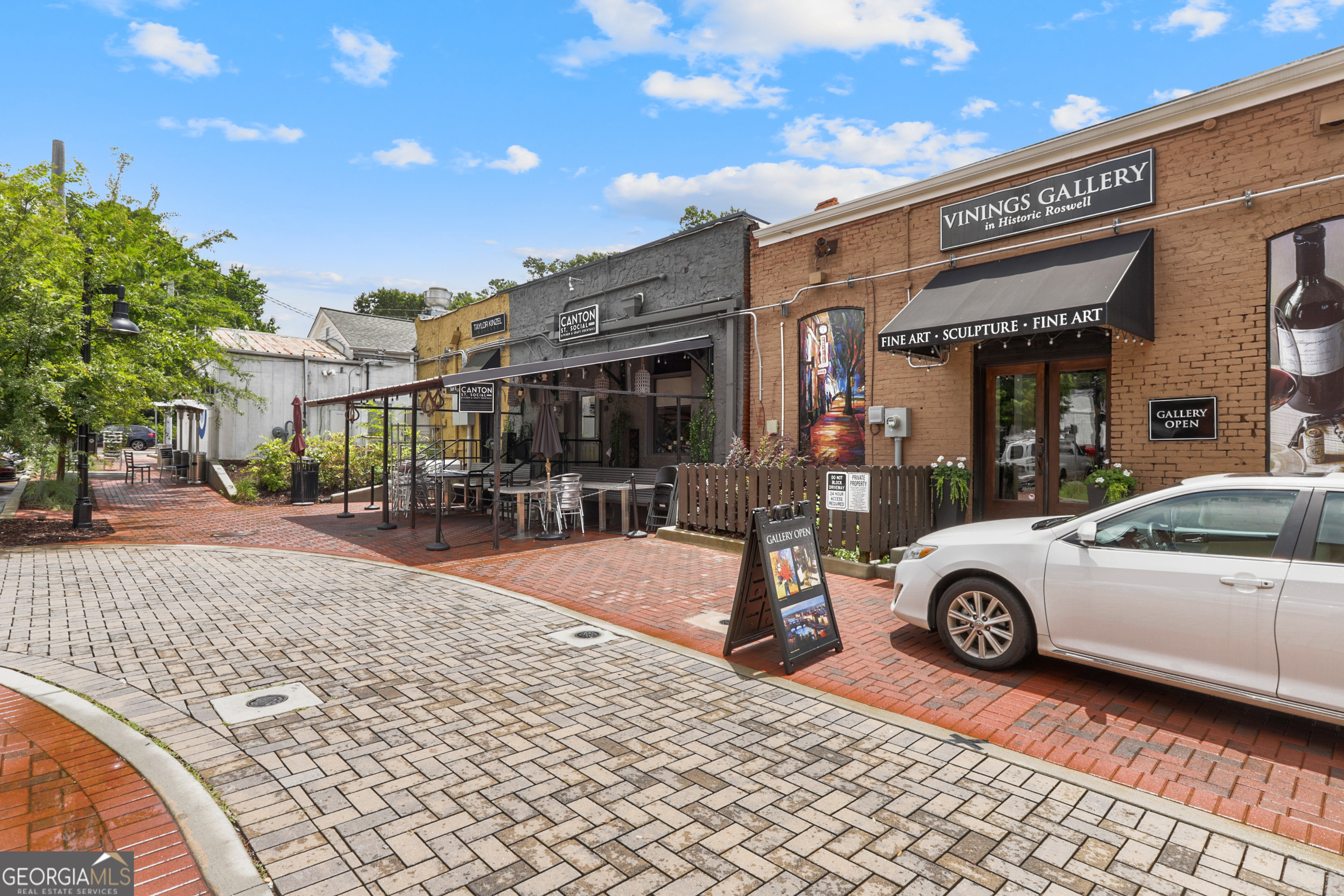 307 Canton Way Roswell GA 30075