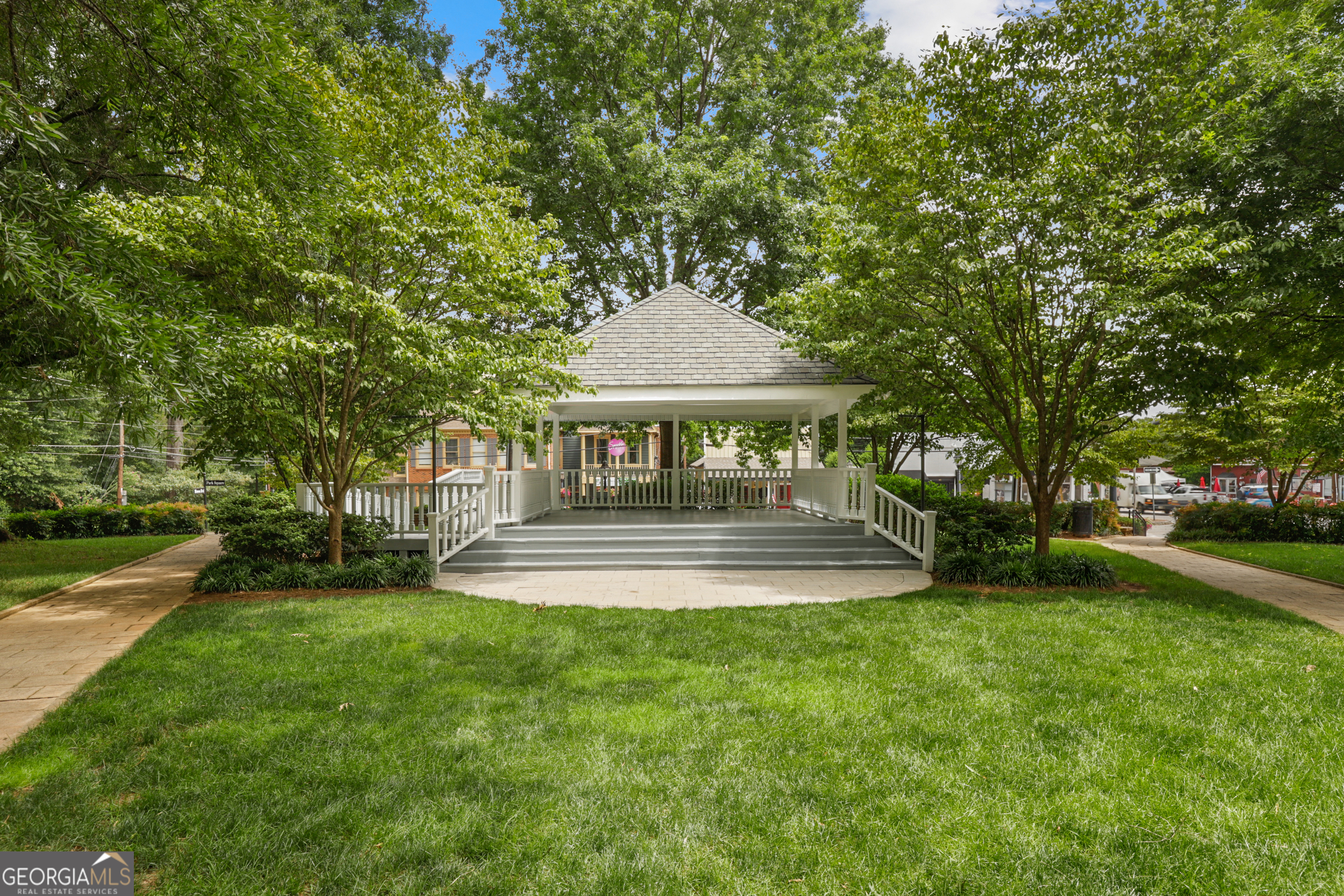 307 Canton Way Roswell GA 30075
