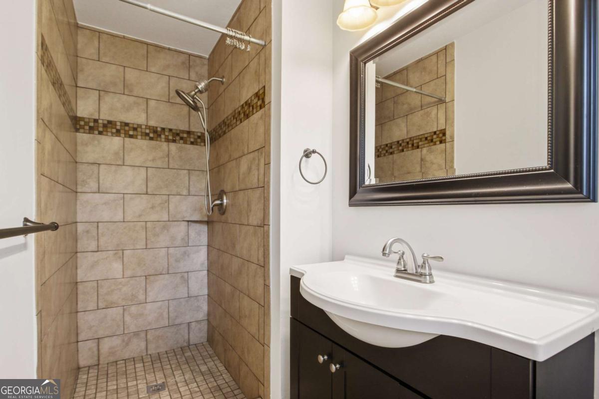 2166 Capehart Place NE Atlanta GA 30345