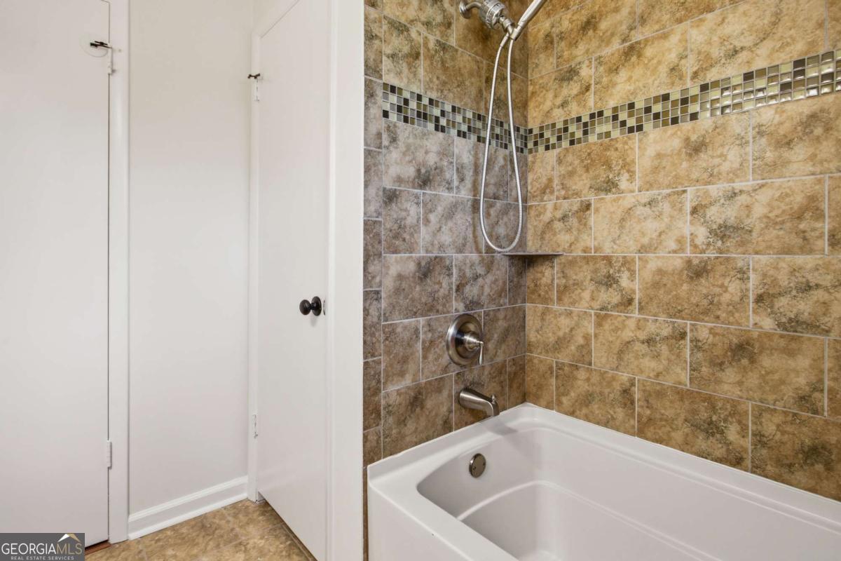 2166 Capehart Place NE Atlanta GA 30345
