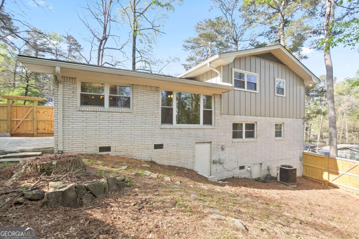 2166 Capehart Place NE Atlanta GA 30345