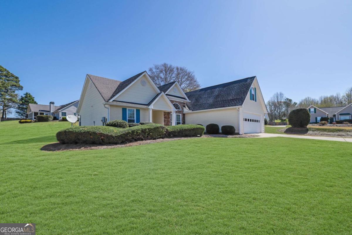 6185 Devonshire Drive Flowery Branch GA 30542