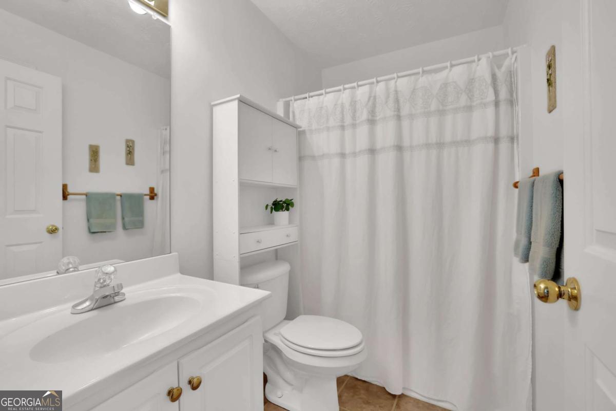 6185 Devonshire Drive Flowery Branch GA 30542