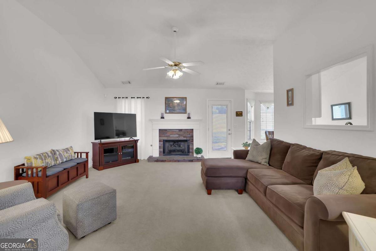 6185 Devonshire Drive Flowery Branch GA 30542