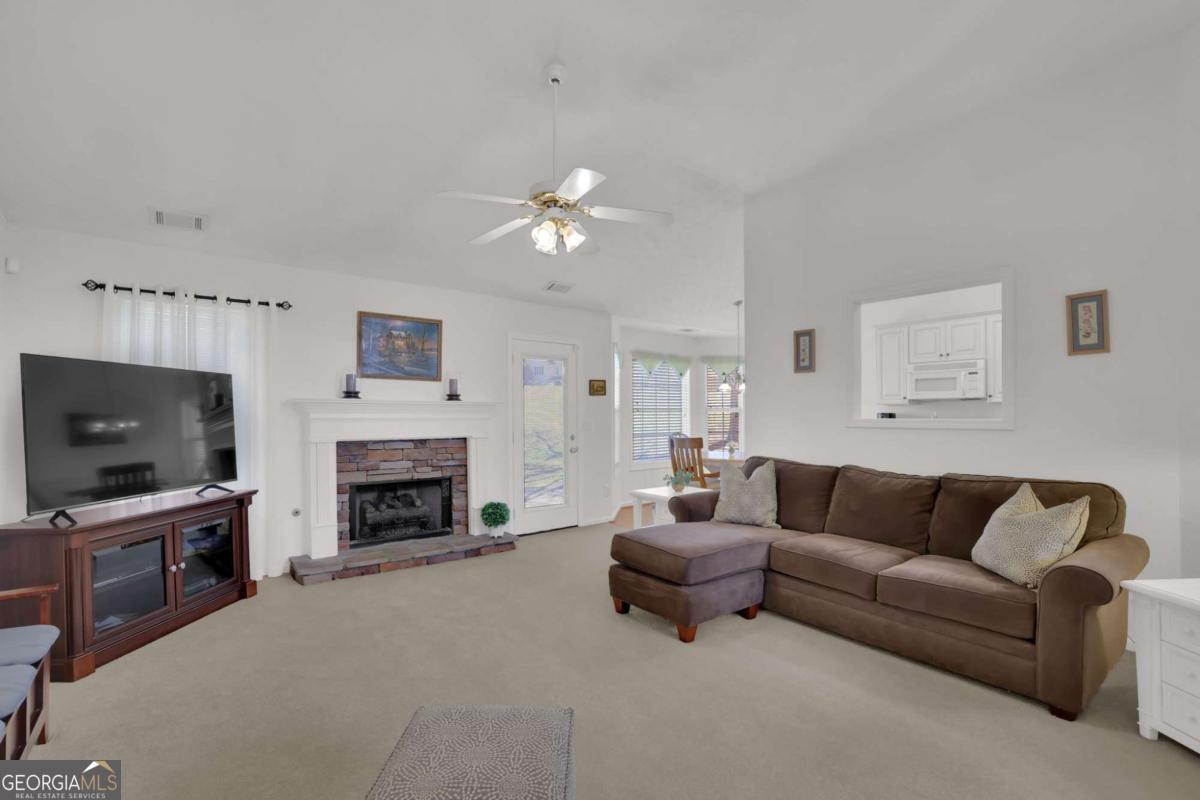 6185 Devonshire Drive Flowery Branch GA 30542