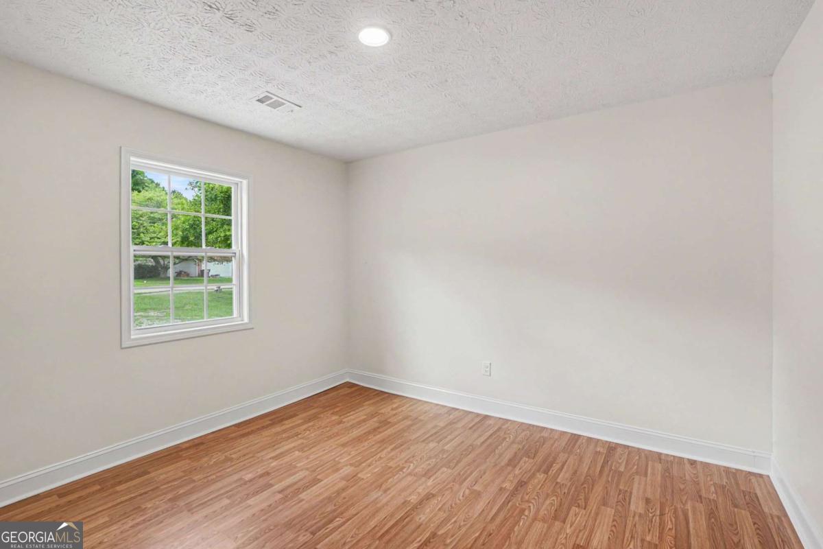 3 Bonnie Glen Lane Hampton GA 30228