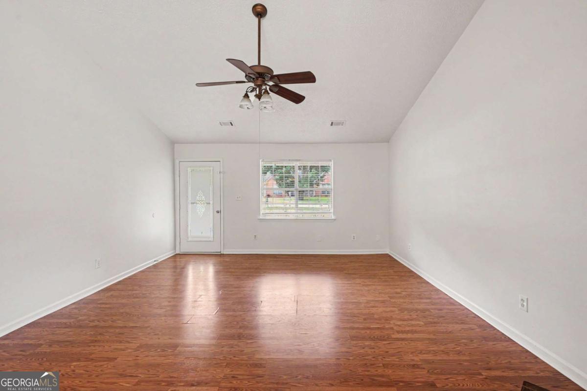 3 Bonnie Glen Lane Hampton GA 30228