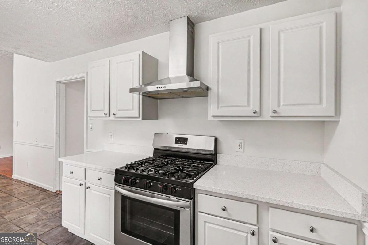3 Bonnie Glen Lane Hampton GA 30228