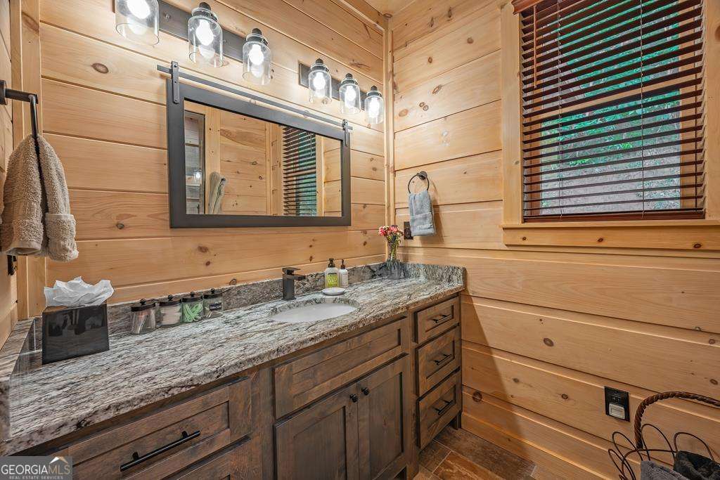 193 Pontoosuc Drive Mineral Bluff GA 30559