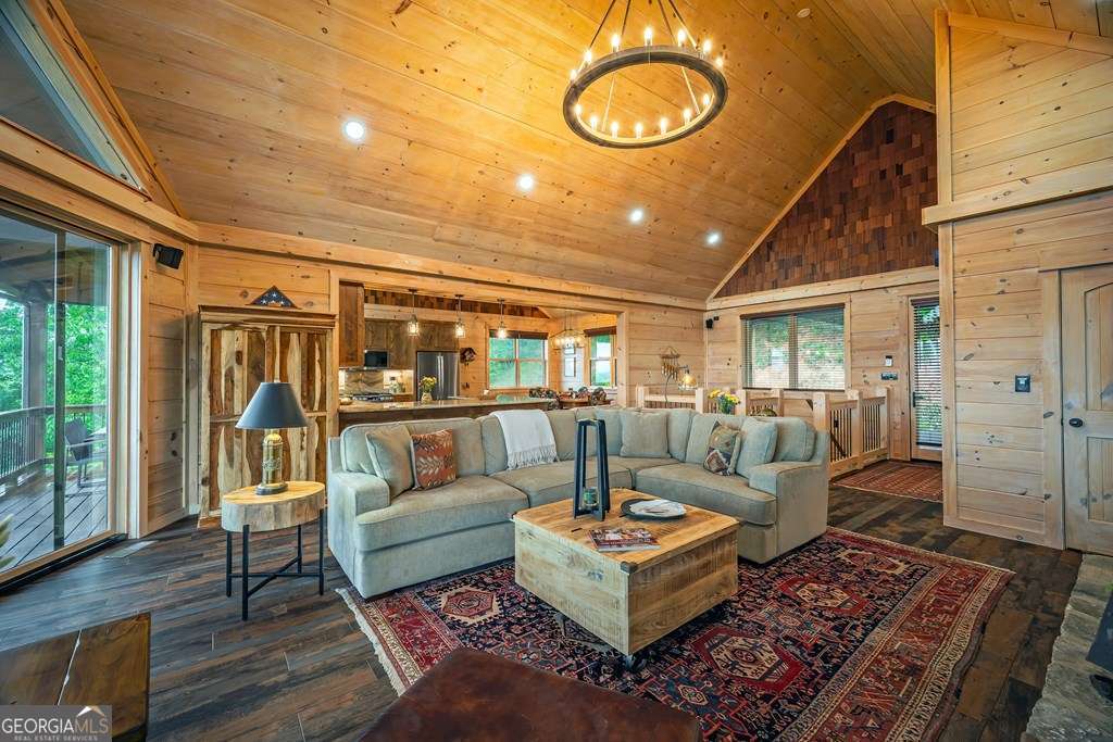 193 Pontoosuc Drive Mineral Bluff GA 30559