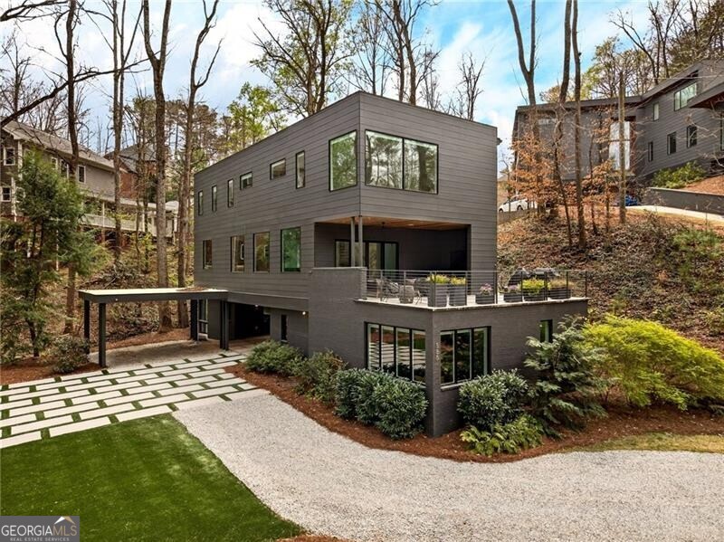 585 Mountain Way NE Atlanta GA 30342