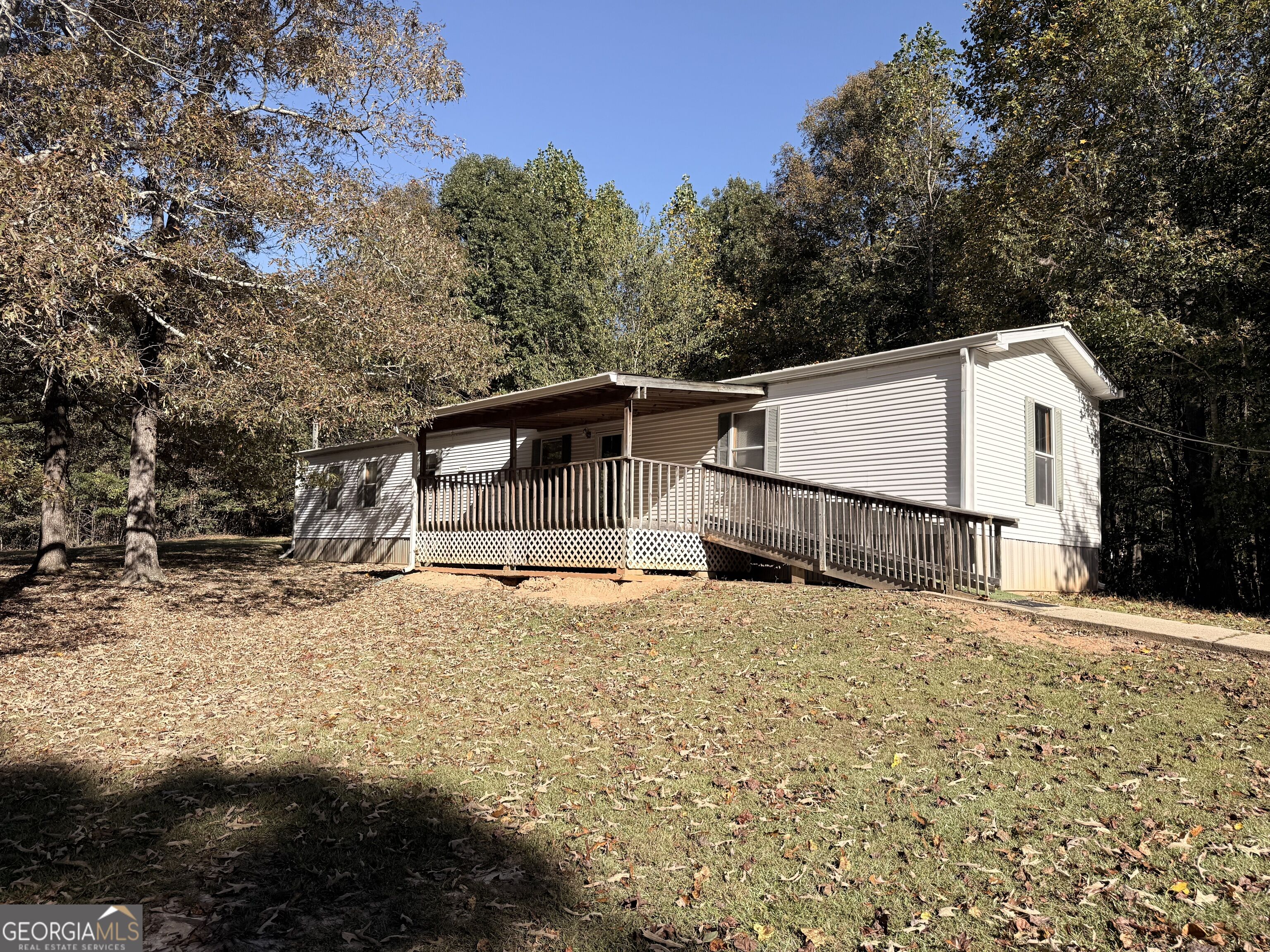 5180 Old Cornelia Highway Lula GA 30554
