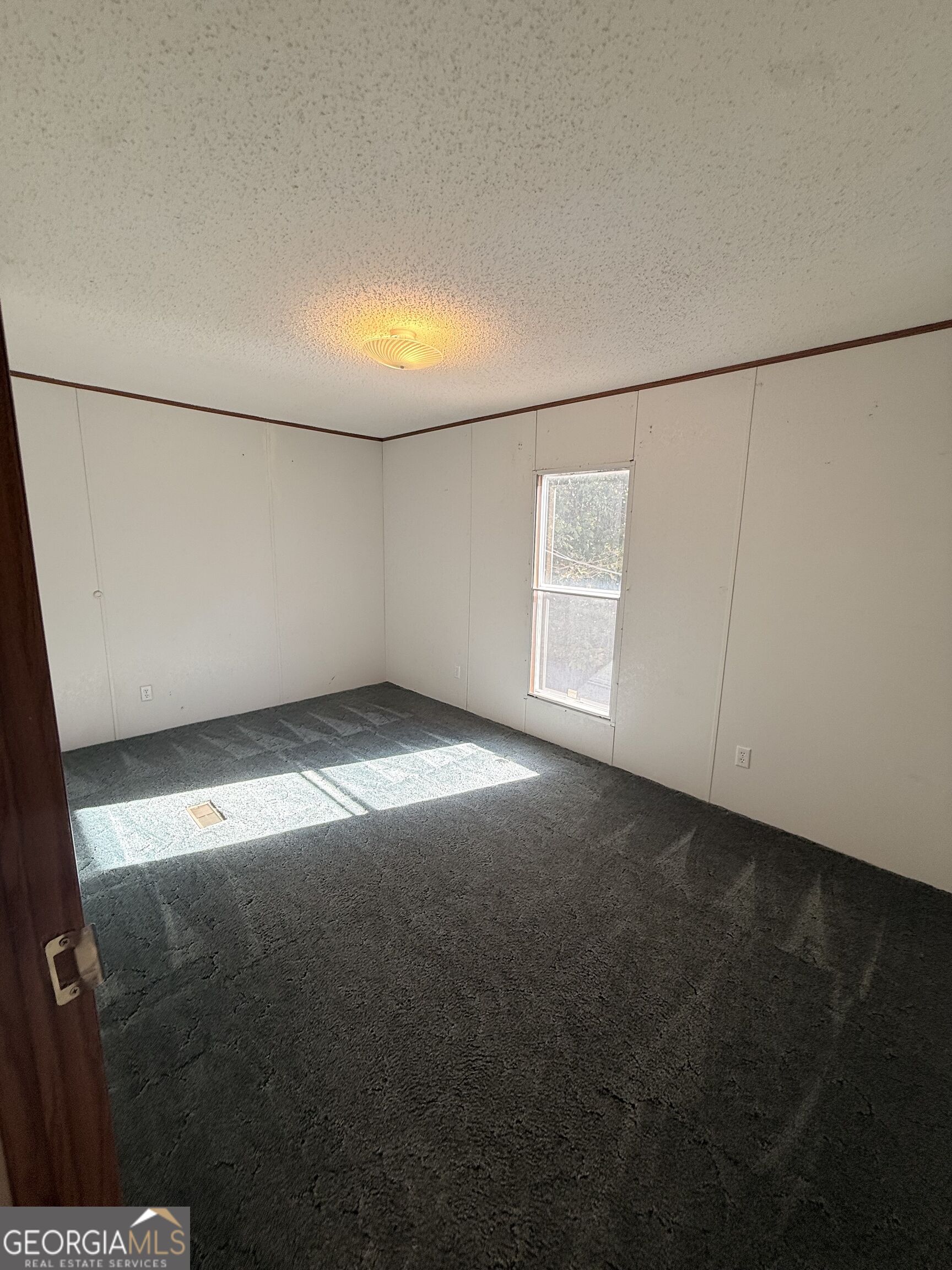 5180 Old Cornelia Highway Lula GA 30554
