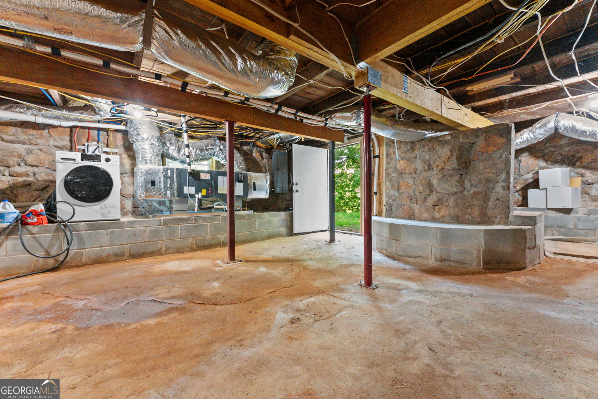 973 Floyd Road Danielsville GA 30633