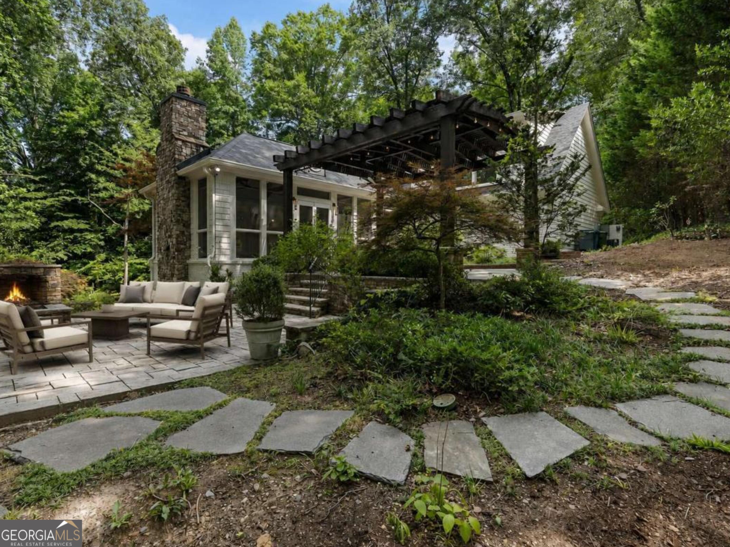 366 Blackland Road NW Atlanta GA 30342
