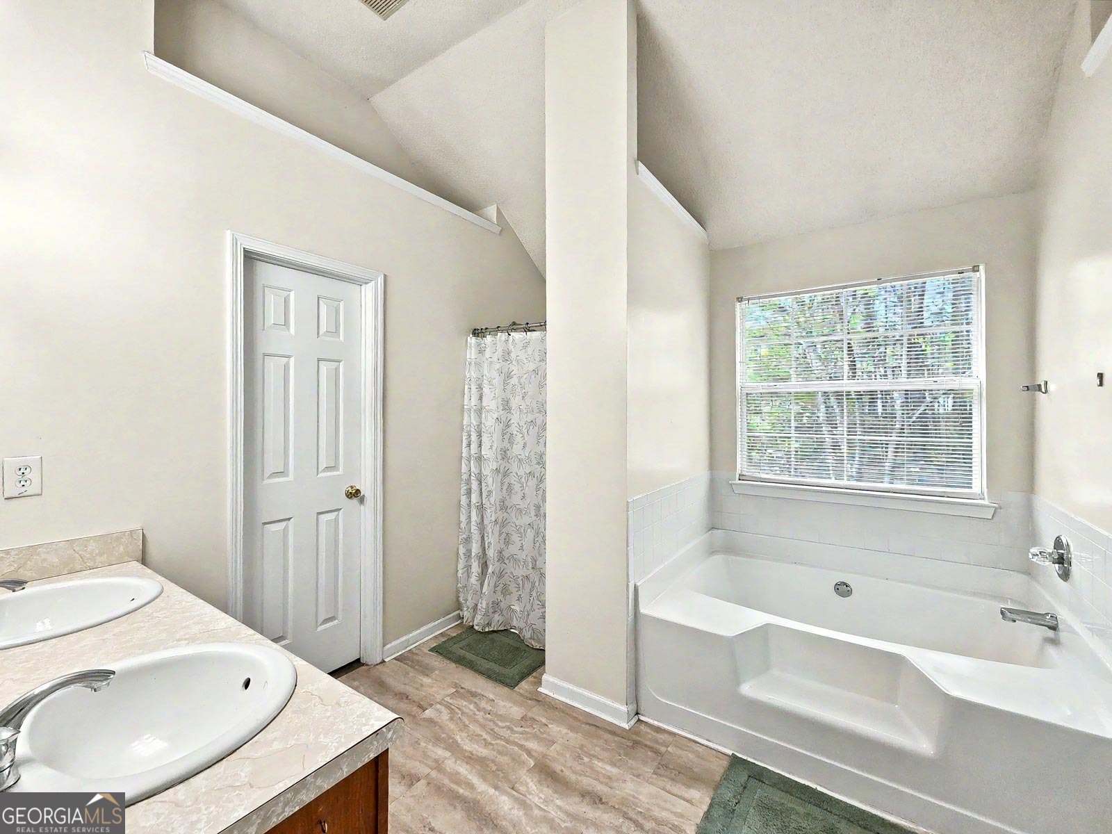 4041 Smithfield Trail Ellenwood GA 30294