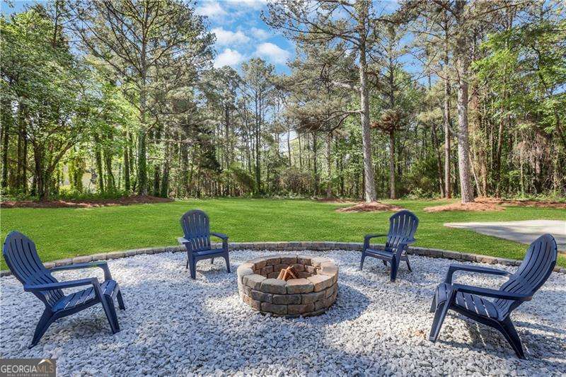 1621 Annapolis Way Grayson GA 30017