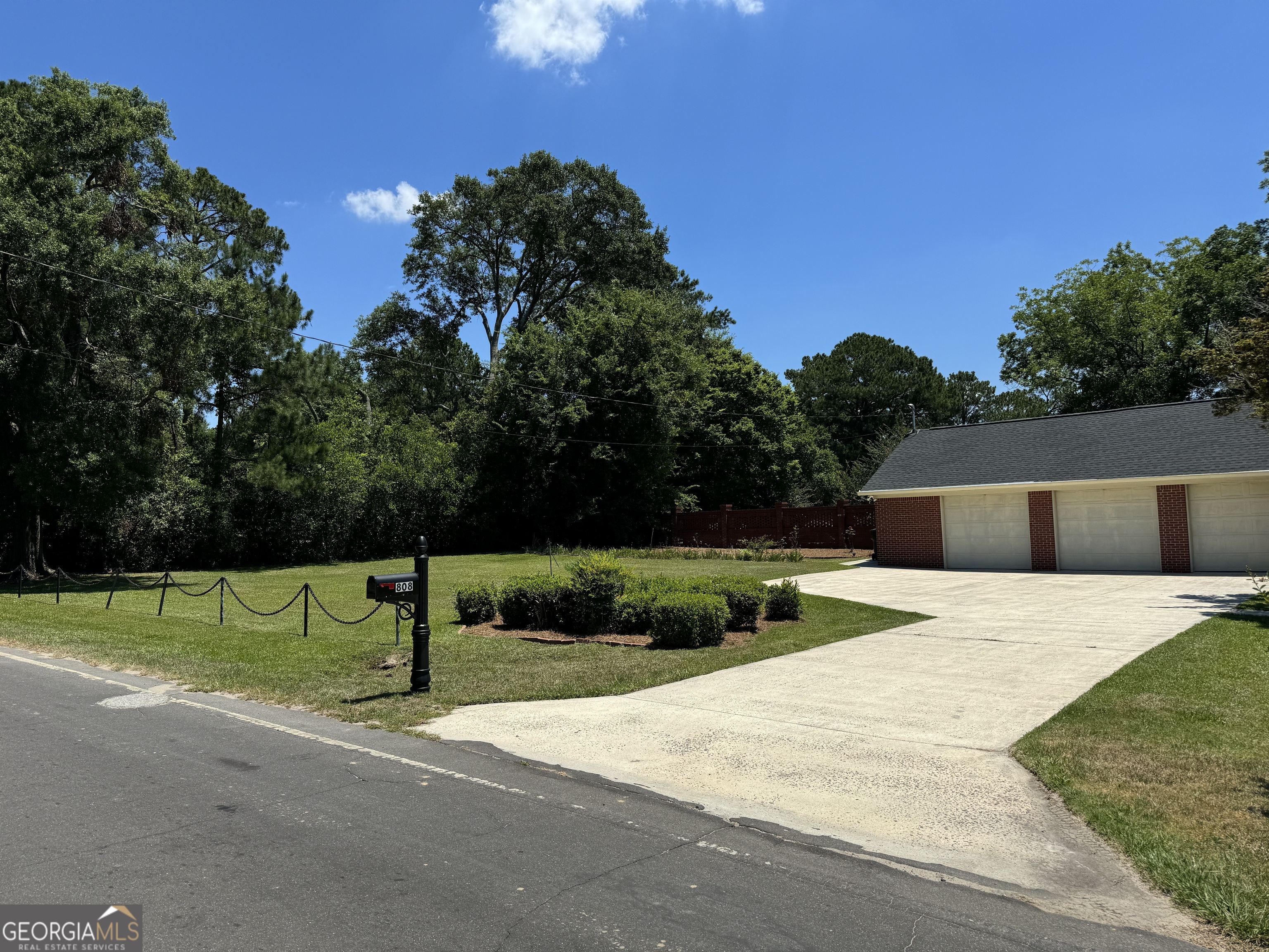 808 Harvey Street Millen GA 30442